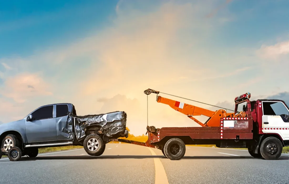 یدک‌کش ایران خودرو؛ حمل استاندارد خودروهای خراب و آسیب‌دیده در تهران