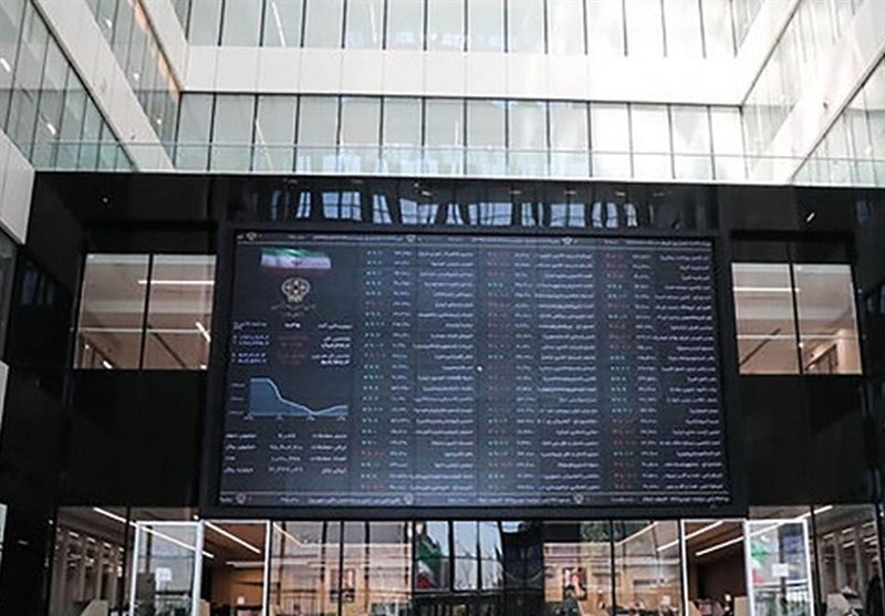 ارسال 3665 تذکر سیستمی با هدف ارتقای شفافیت بازار سرمایه در آبان