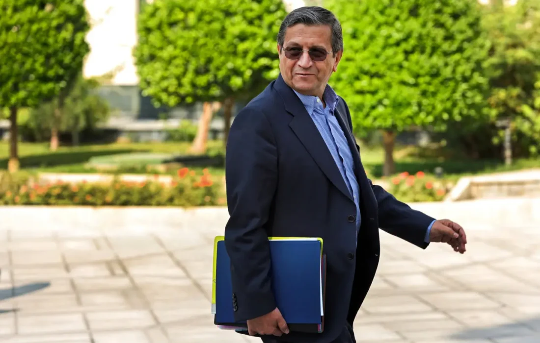 اولین اظهارات همتی به عنوان رئیس جدید بانک مرکزی: ارز ترجیحی حذف خواهد شد