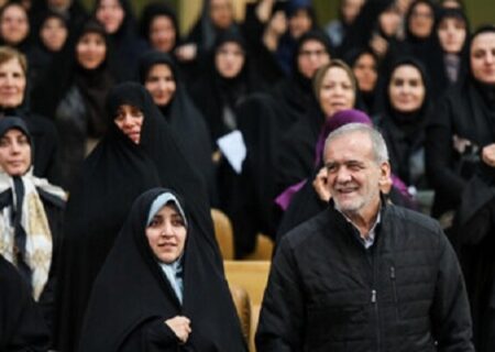 بزرگداشت مقام زن با حضور رئیس جمهور برگزار شد