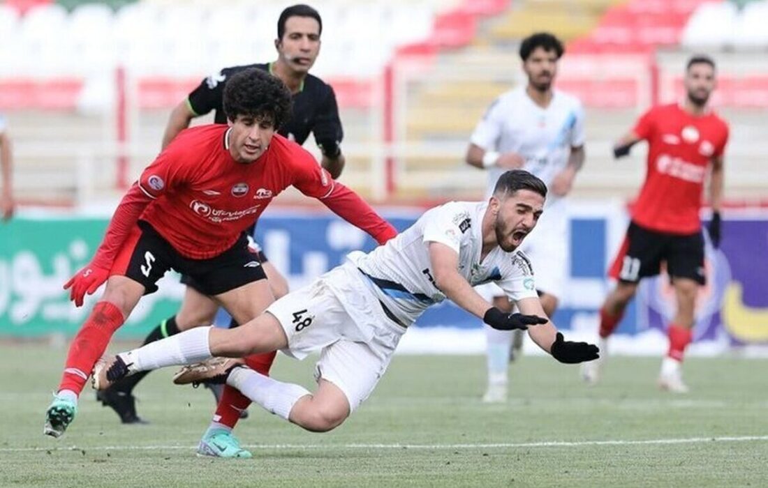 تصمیم غافلگیرکننده تراکتور برای جلب هواداران/قیمت بلیت دیدار تراکتور و ملوان اعلام شد