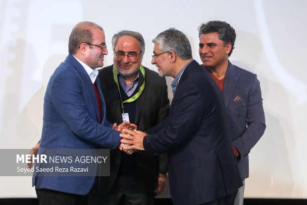 جشنواره «سینماحقیقت» با ادای احترام به زنان و شهدای جنگ ۱۲روزه آغاز شد