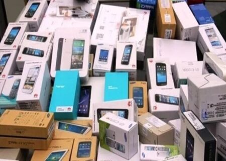 حقوق گمرکی واردات گوشی‌های لوکس در بودجه ۱۴۰۵ اعلام شد