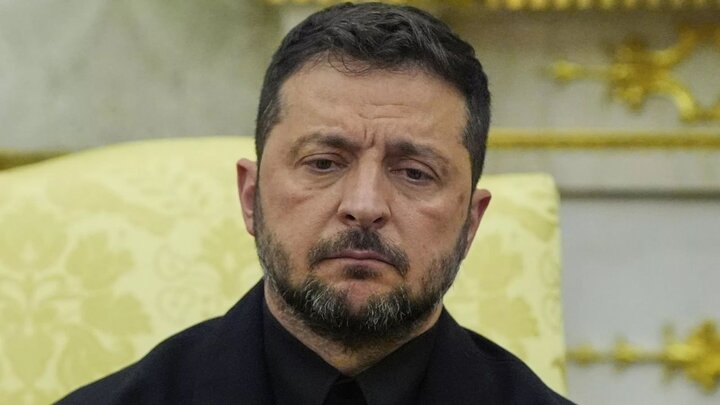 زلنسکی: واگذاری اراضی اوکراین، بدون همه‌پرسی ممکن نیست