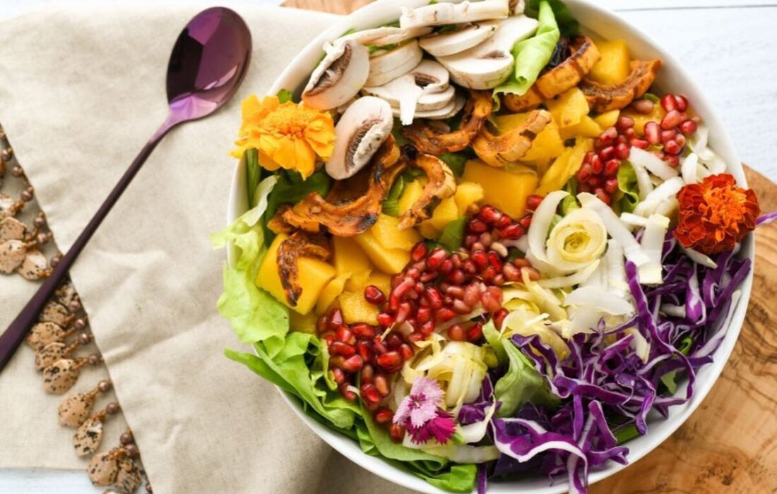 سالاد‌های رنگارنگ و خوش‌طعم ویژه شب یلدا به کمترین مواد غذایی