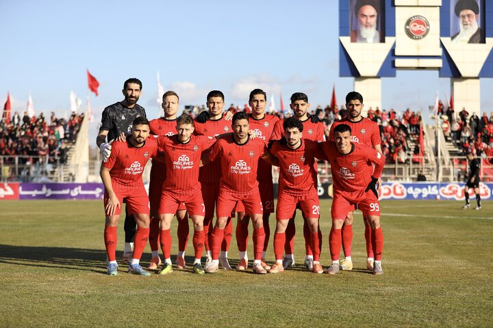 کسب ۳ امتیاز شیرین تراکتور با برد پیکان