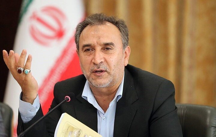 دهقان: فساد به همان اندازه آمریکا برای کشور خطرناک است