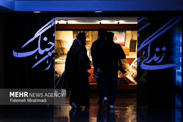 افتتاح نمایشگاهی از روایت تصویری جنگ‌ ۱۲ روزه؛ «سایه امنیت» تماشایی شد