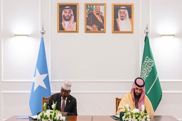 عربستان و سومالی تفاهم نامه همکاری نظامی امضا کردند