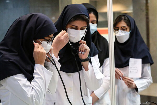 پیشنهاد وزیر بهداشت برای بازنگری ظرفیت پذیرش پزشکی به کجا رسید؟