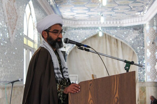 گلایه امام جمعه نایین از نیمه‌کاره ماندن پروژه‌های بزرگ این شهرستان 